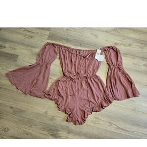 New RADIO FIJI Sokally Romper Sz M Dust Pink